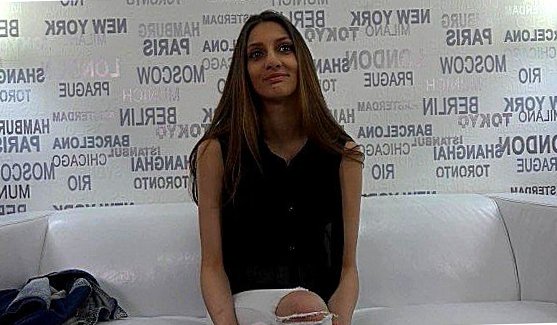 Порно из Тик-Ток: Телки с наслаждением лижут вагину друг другу и даже трутся возбужденными клиторами
